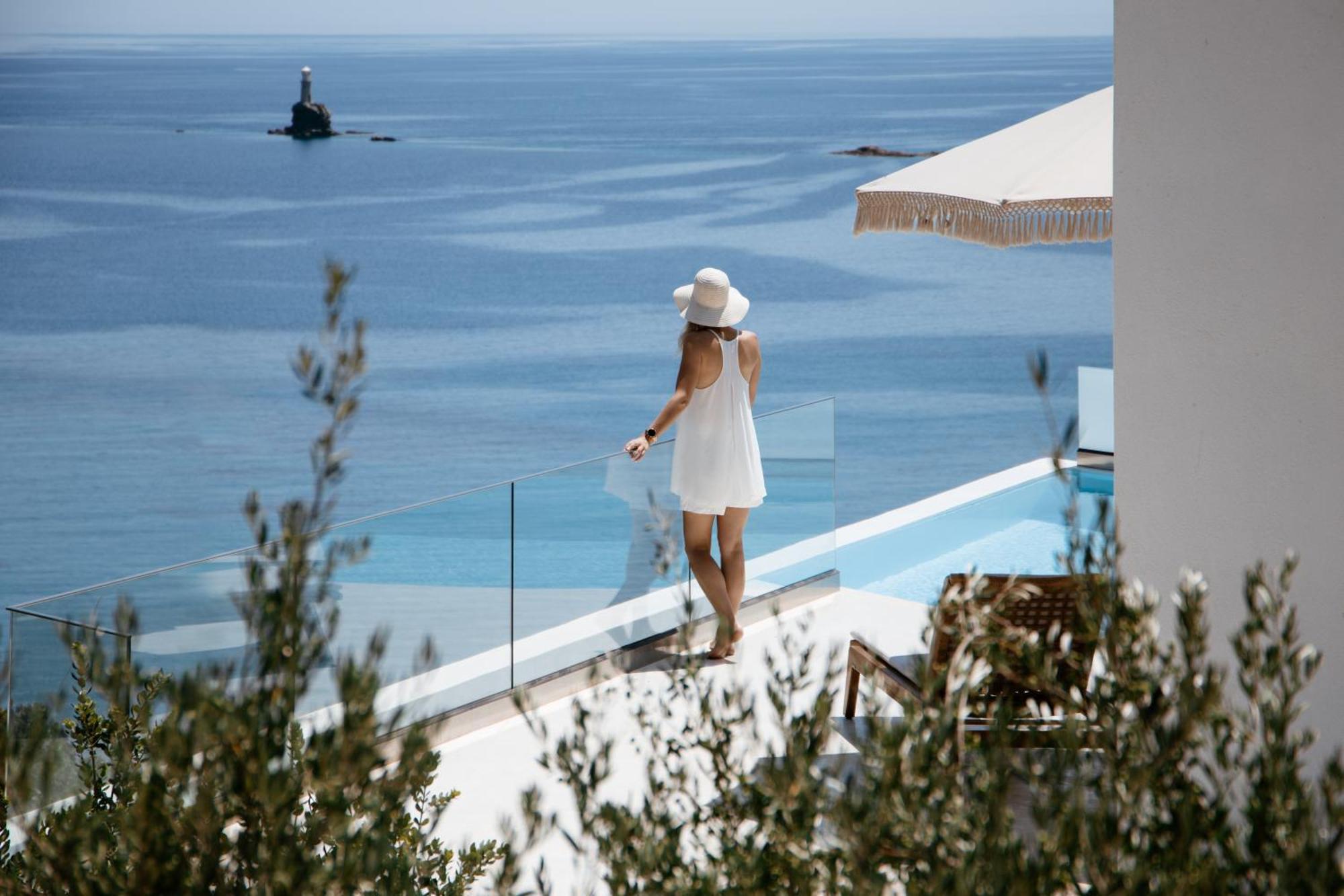 Golden Vista, Beachfront Suites By Explore Andros Dış mekan fotoğraf