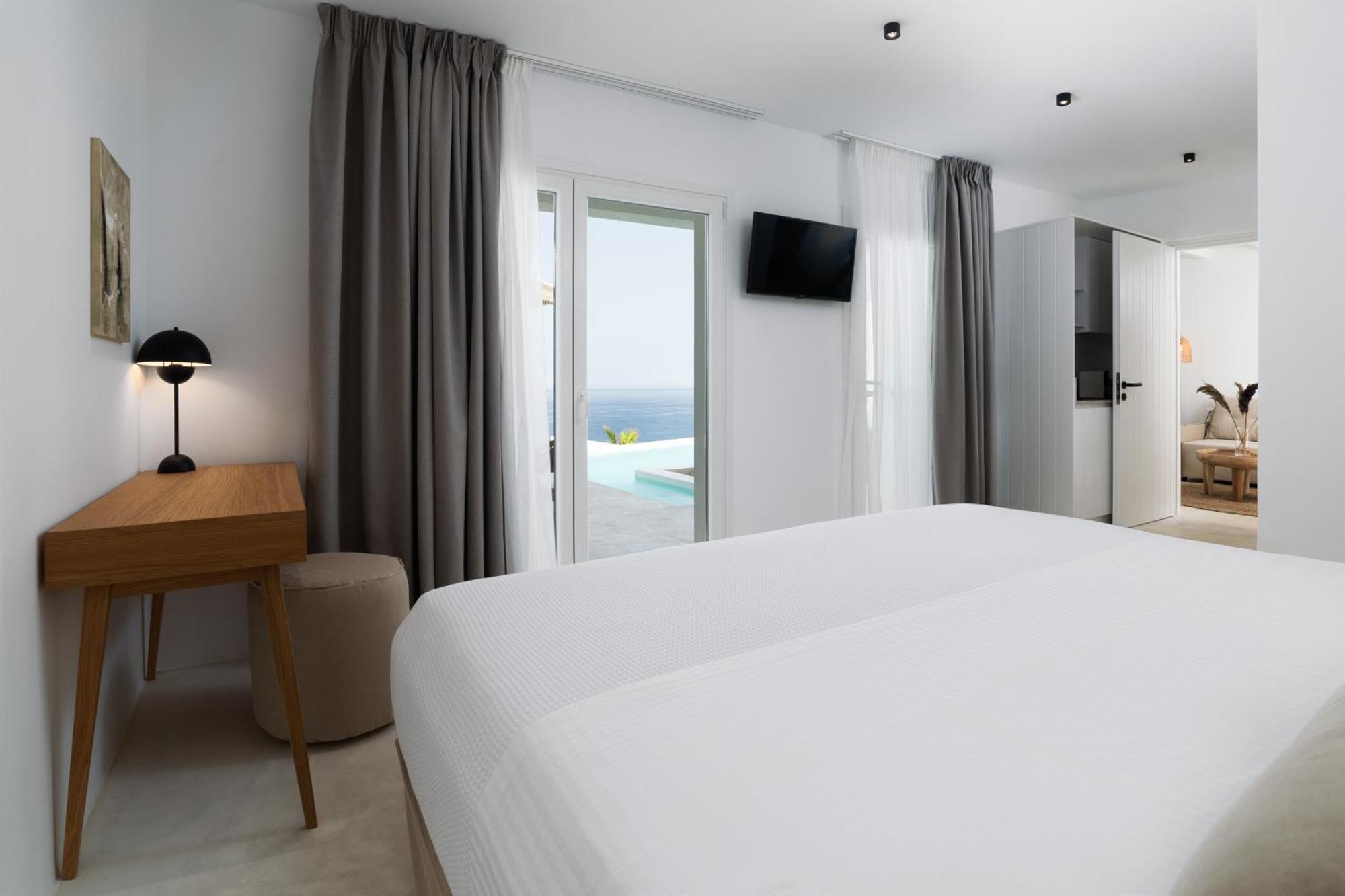 Golden Vista, Beachfront Suites By Explore Andros Dış mekan fotoğraf